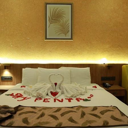 Отель Sky Penta Residency Iritti Экстерьер фото